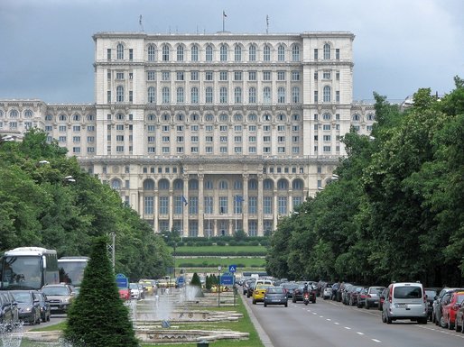 Top 10 orașe din România în care oamenii și-ar dori să locuiască. Banca Mondială: “Soluții au fost căutate de către conducerea comunistă pentru a urbaniza în ritm rapid România.”