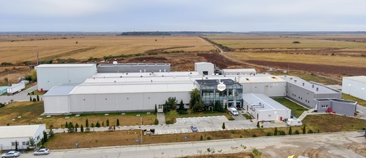 Abatorul Periș investește 2 milioane de euro pentru mărirea capacității de producție și ambalare. "În acest nou context a fost nevoie să luăm o decizie rapidă, în regim de urgență, pentru a putea acoperi cererea din piață."