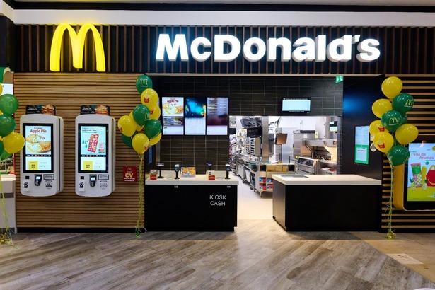 McDonald’s deschide un nou restaurant în București FOTO