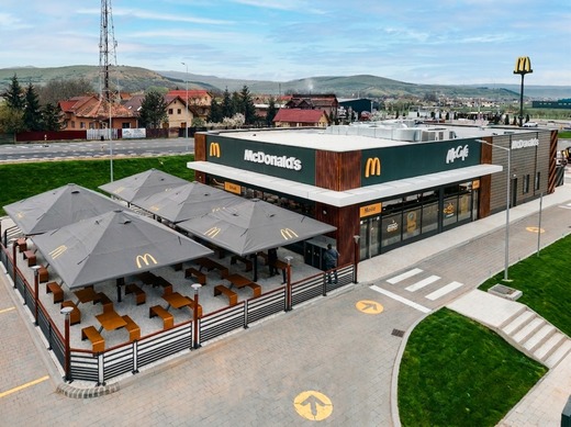 FOTO McDonald’s investește aproximativ 8 milioane de lei într-un nou restaurant Drive-Thru, în Urbano Shopping & Living
