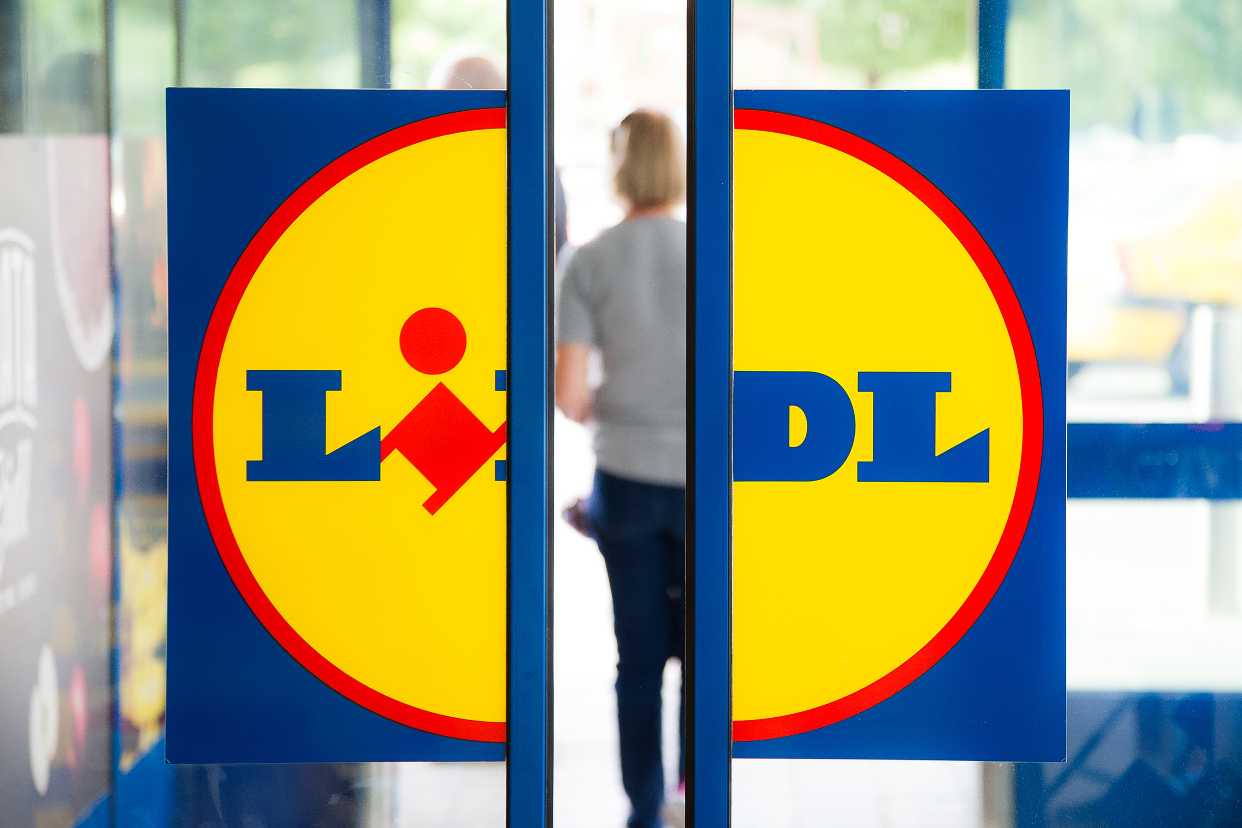 VIDEO Lidl a adus în România plasele antirisipă, la 5 lei