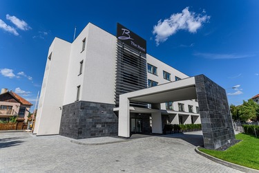 FOTO Fundația Pro Economica, având sprijinul Guvernului Ungariei, a deschis primul hotel în România