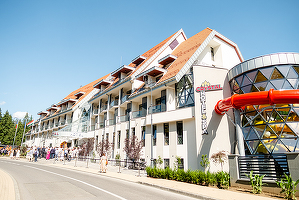 FOTO Fundația Pro Economica, având sprijinul Guvernului Ungariei, a inaugurat un hotel în Sovata