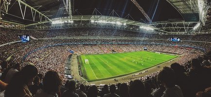 Cine sunt proprietarii marilor cluburi europene de fotbal