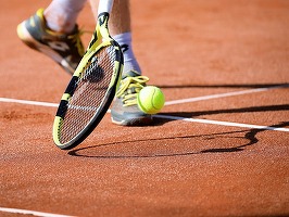 De pe terenul de tenis, pe Wall Street