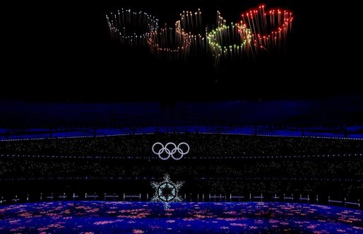 Jocurile Olimpice de iarnă de la Beijing s-au încheiat cu o ceremonie de peste o oră și jumătate. China i-a transmis ștafeta Italiei