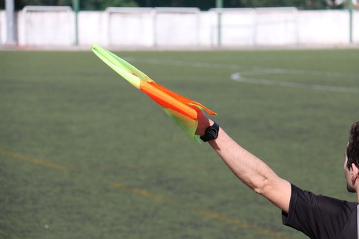 20 de arbitri din România ar fi jucat la pariuri