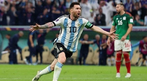 Tricourile lui Messi de la Cupa Mondială din 2022, vândute la licitație cu 7,8 milioane de dolari