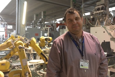 Cristian Covaciu conduce o afacere în care roboții preiau controlul. Pentru ca oamenii să câștige mai mulți bani