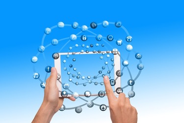 Firmele străine de outsourcing aleargă ca niște atleți spre viteza internetului românesc, firmele locale încă se tem să nu se “frigă” la costuri