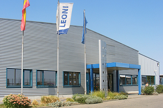 Leoni, cu fabrici și în România, a deschis a treia unitate de producție din Serbia și se gândește deja la a patra