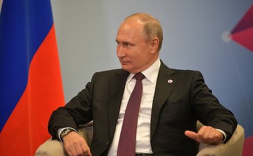 Putin asistă la lansarea unui nou tip de submarin nuclear care urmează să fie dotat cu drone nucleare