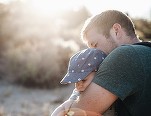 Tăticii din Austria vor beneficia de un concediu de paternitate cu durata de o lună
