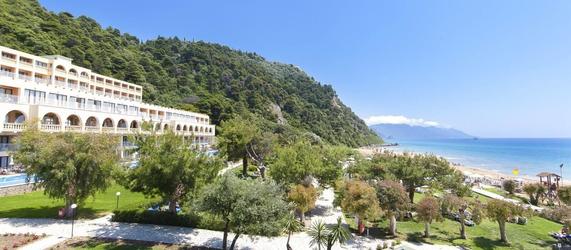 Blackstone plătește 179 milioane de euro pentru 5 hoteluri 