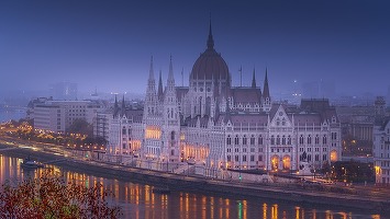 Protestul „Porcilor, jos mâinile de pe teatru!” - fără efect. Parlamentul ungar limitează libertatea teatrelor