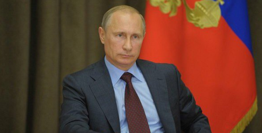 Putin îi dă postul de premier șefului Fiscului rus