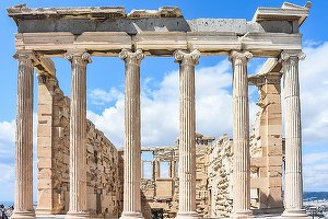 Grecia mizează pe creșterea numărului de turiști în 2020 în pofida colapsului Thomas Cook