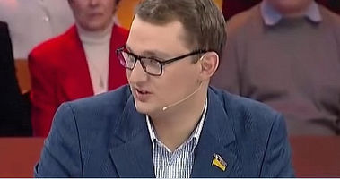 Indignare în Ucraina după ce un deputat îndeamnă o pensionară să-și vândă câinele pentru a-și plăti factura la gaze