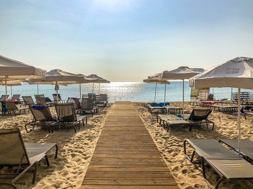 Industria turismului din Bulgaria, optimistă în legătură cu sezonul de vază. Plajele sunt pline pe litoralul Mării Negre