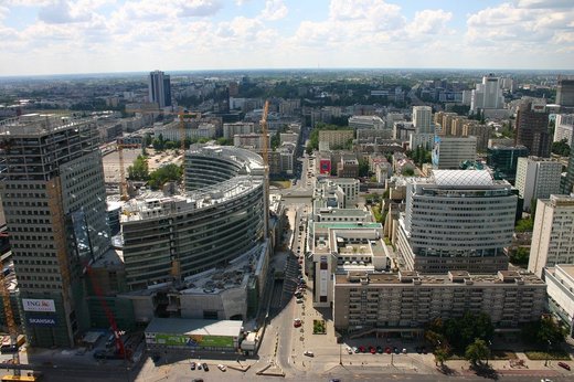Noile măsuri de sprijinire a economiei Poloiniei se ridică la 2,6 miliarde de dolari