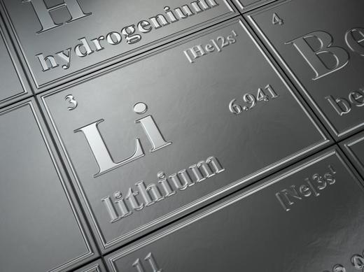 Serbia vrea să interzică exportul de litiu pentru a deveni un producător important de baterii și mașini electrice. Și România a decis să-și redeschidă minele de metale rare, după 30 de ani