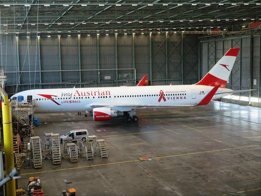 Un zbor Viena-Moscova al companiei Austrian Airlines a fost anulat după ce Rusia a cerut ca avionul să survoleze Belarusul