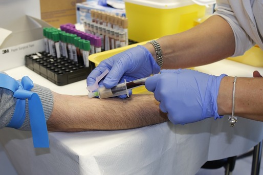 Antivacciniștii din Grecia refuză transfuziile de sânge de la cei vaccinați anti-Covid
