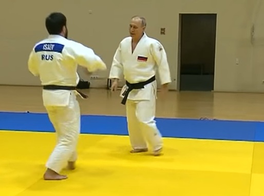 Federația Internațională de Judo anunță excluderea lui Vladimir Putin din toate pozițiile deținute