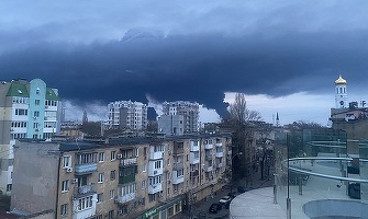 ULTIMA ORĂ VIDEO Explozii la Odesa. Depozite de combustibil sunt în flăcări