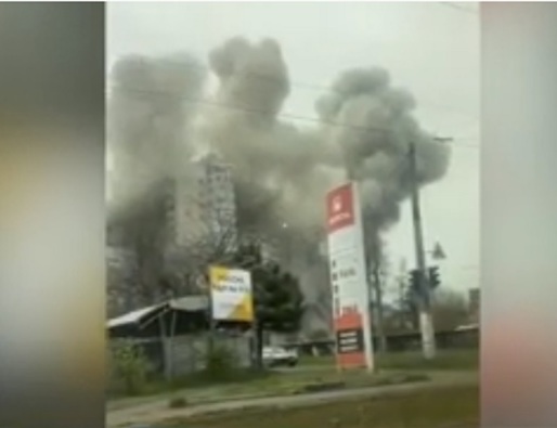 VIDEO Rușii au atacat Odesa. Case lovite. Imagini cu rachetele zburând deasupra blocurilor