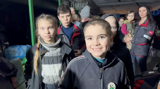 Zelenski și Crucea Roșie confirmă începerea evacuării civililor de la combinatul Azovstal din Mariupol