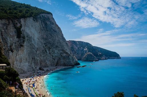 Oficialii greci mizează pe revenirea turismului pentru a diminua impactul crizei energetice