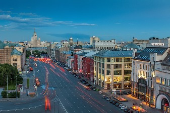 Majoritatea multinaționalelor nu au părăsit Rusia și sunt acuzate că finanțează războiul lui Putin. Cine s-a retras, cine a rămas