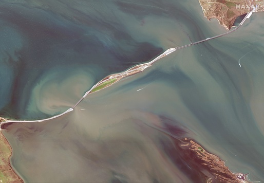FOTO Imagini din satelit cu Podul Kerci după explozie