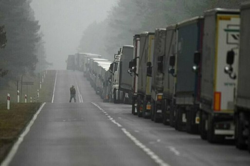 Polonia își închide un important punct de trecere a frontierei cu Belarus