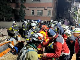Banca Mondială estimează la 34 de miliarde de dolari pagubele cauzate de cutremurul devastator din Turcia