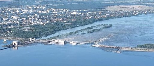 ULTIMA ORĂ VIDEO Barajul Nova Kahovka din sudul Ucrainei, care alimentează cu apă Crimeea și centrala Zaporojie, a fost aruncat în aer