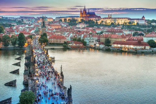 Guvernul de la Praga a decis să înghețe aproape toate activele rusești din Cehia