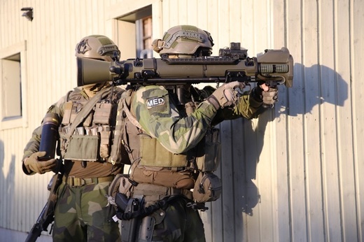 Polonia cumpără lansatoare de grenade antitanc de circa 1,63 miliarde de dolari