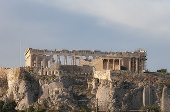 Grecia - cea mai fierbinte lună martie din ultimii douăzeci de ani, plus un cocktail de praf african