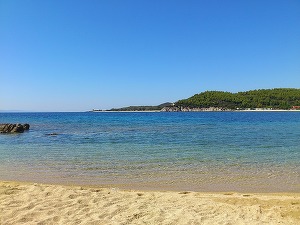 Românii, principalii clienți ai hotelurilor din Halkidiki în perioada Paștelui. Turiștii ruși au dispărut din penisula grecească