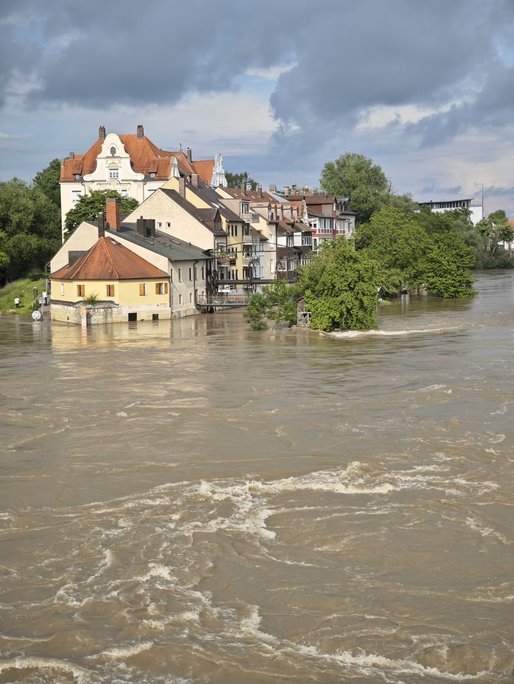 Inundațiile mortale din Germania se extind de-a lungul Dunării
