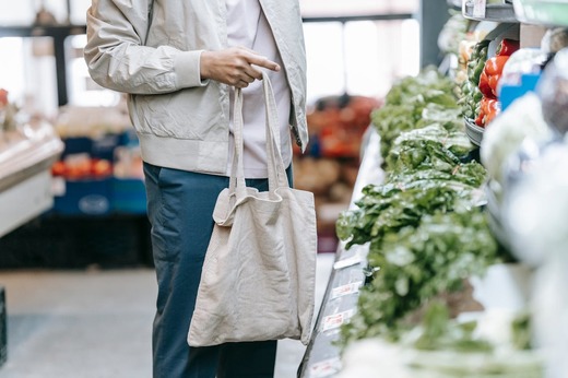 Ungaria va renunța la plafonarea prețurilor produselor alimentare