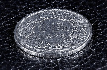 Autoritățile poloneze lucrează la simplificarea înțelegerilor privind creditele în franci elvețieni