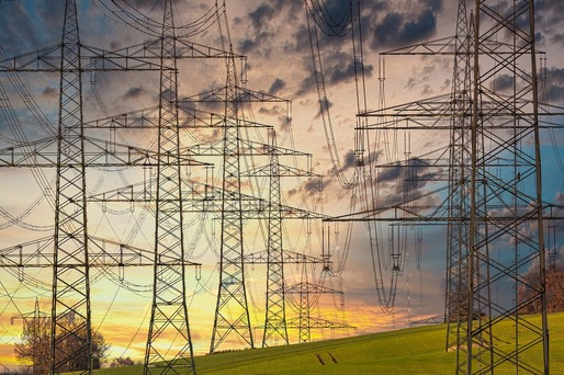 Ucraina continuă să importe electricitate pentru a acoperi deficitul determinat de atacurile ruse asupra infrastructurii sale