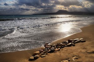 FOTO Dispută în Creta în contextul încercărilor de a descuraja turismul în masă. Filmare controversată cu turiști debarcați în mare