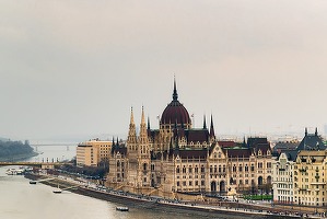 Ungaria intenționează să retragă temporar cetățenia anumitor persoane cu dublă cetățenie