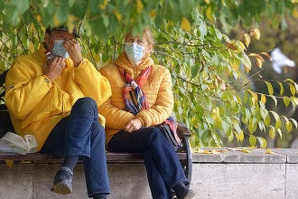 Stat din regiunea României dă înapoi banii celor amendați în pandemia COVID