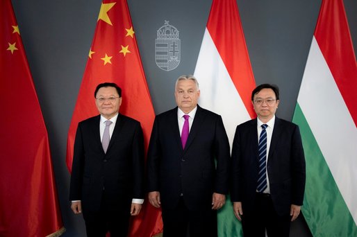 Președintele BYD a anunțat, umăr la umăr cu Viktor Orban, că sediul european al companiei va fi în Budapesta. Investiție nouă într-un centru R&D și critici din partea publicului
