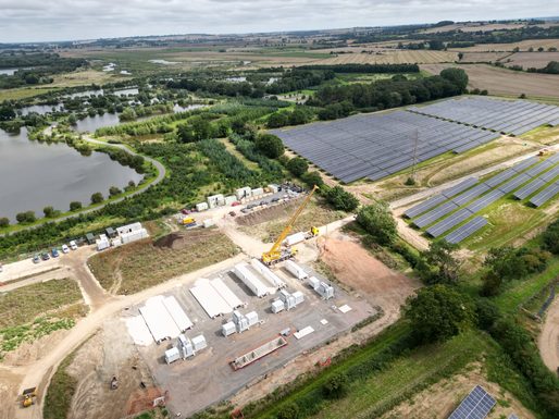 Bulgaria a lansat cel mai mare sistem de stocare a energiei în baterii din UE
